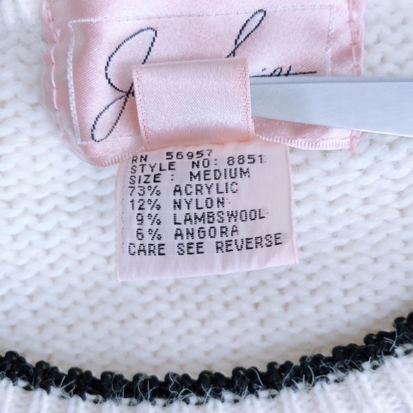 Vintage 80s Jaclyn Smith Pullover Sweater - Picture 8 of 9